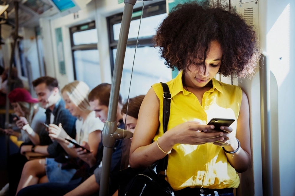 Vale-transporte: saiba como funciona, quem tem direito e quais são os descontos