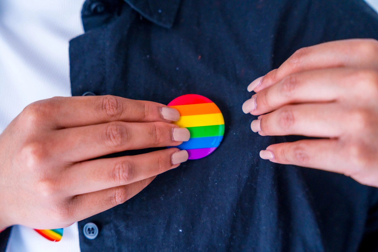 LGBTQIAPN+ no mercado de trabalho: ações de inclusão e diversidade precisam ir muito além do “rainbow washing”