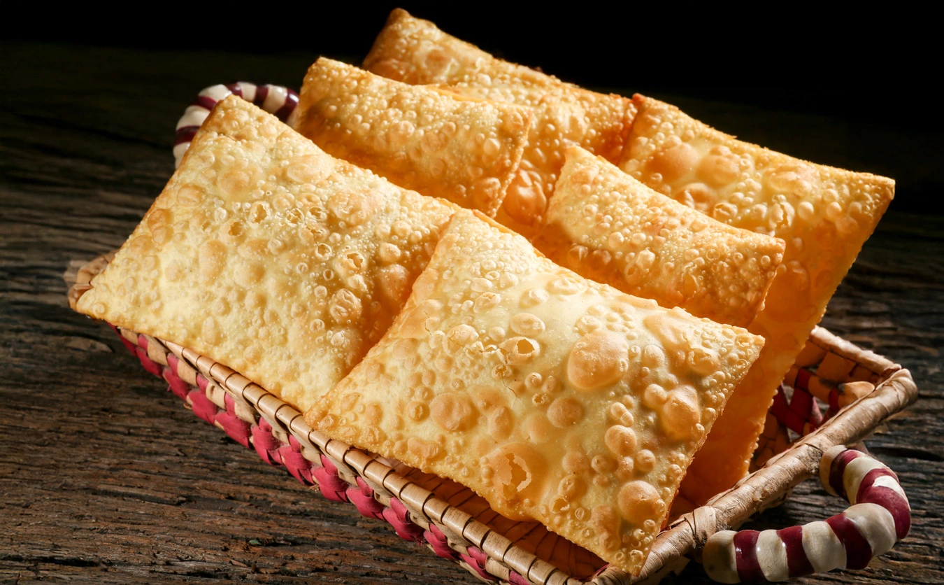 Mês virou, Alelo recheou: pastéis icônicos pela capital paulista